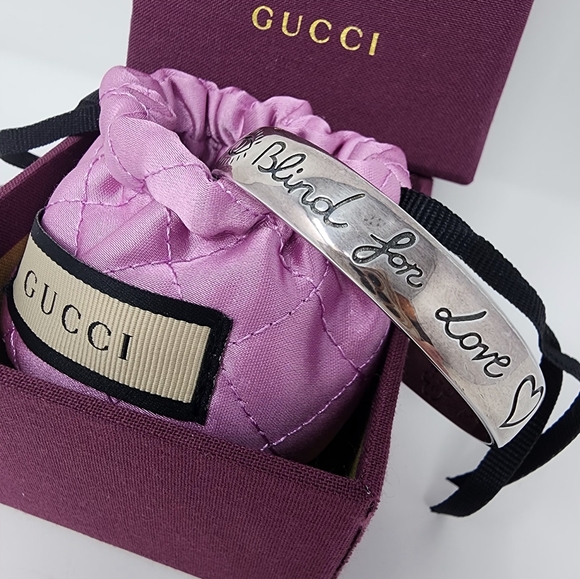 Gucci Blind For Love Silver Cuff Bracelet - Picture 3 of 17